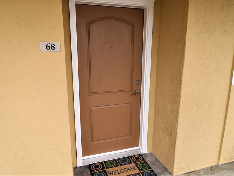 Entrance to Apartment with Doormat | Pentagon