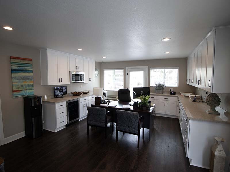 Leasing Office | Fremont Arms