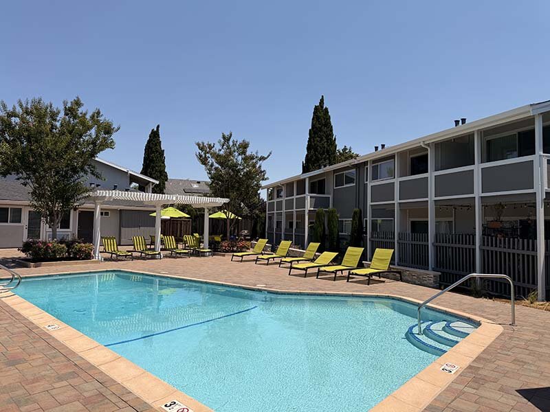 Building Exterior and Swimming Pool | Fremont Arms