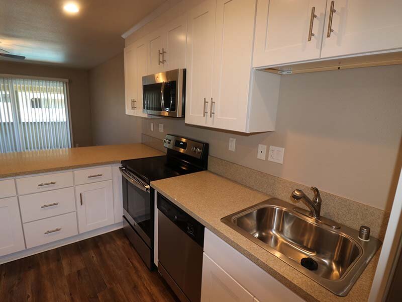 Stainless Appliances | Fremont Arms