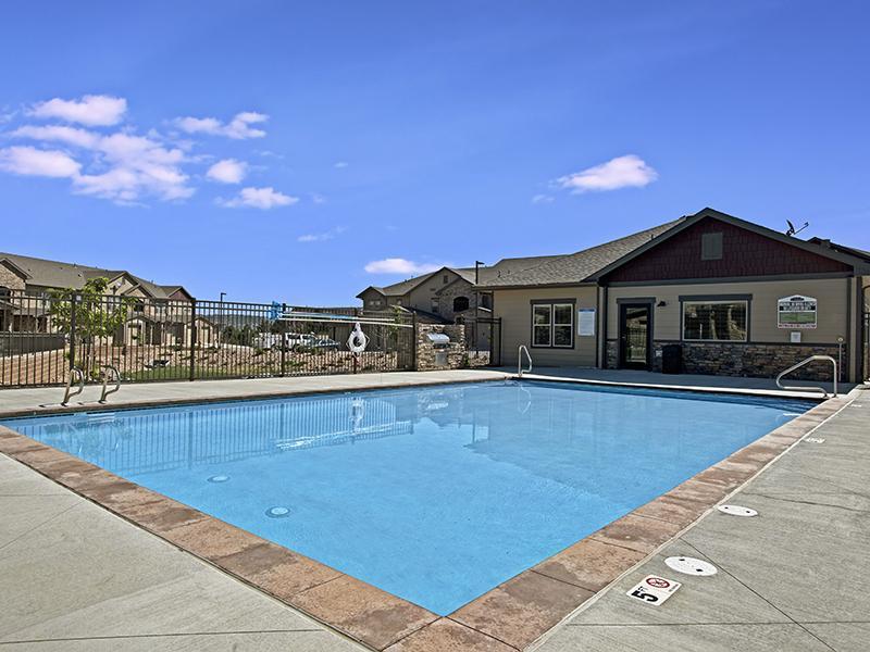 Sparkling Swimming Pool | The Highlands at Red Hawk