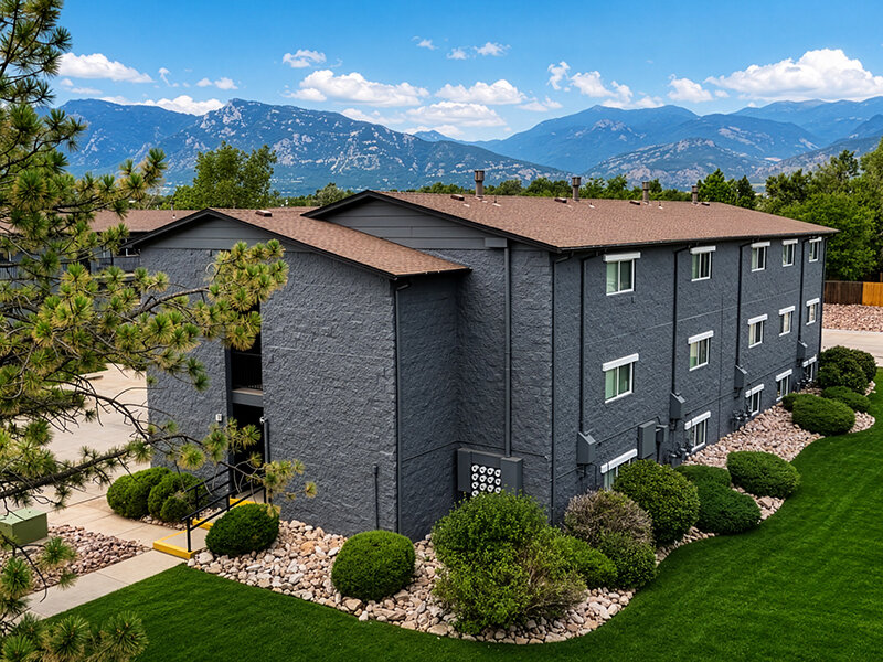 Apartment Exterior | Sienna Place