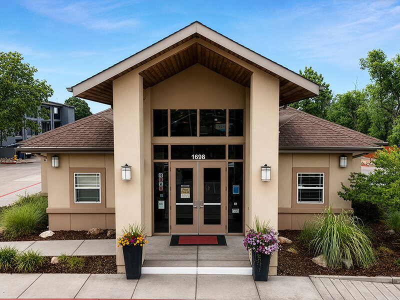 Clubhouse Exterior | Sienna Place
