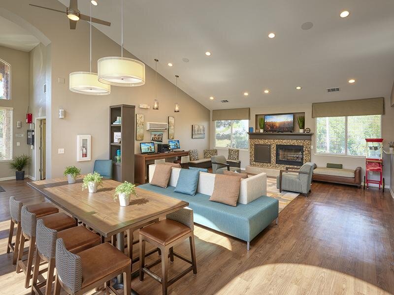 Clubhouse Lobby | Echo Ridge at North Hills Apartments in Northglenn, CO