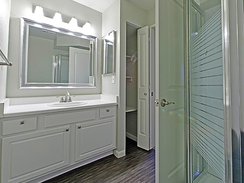Bathroom | Arabella Apartments