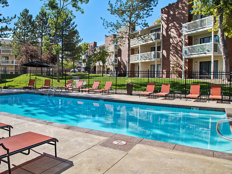 Swimming Pool | Arabella