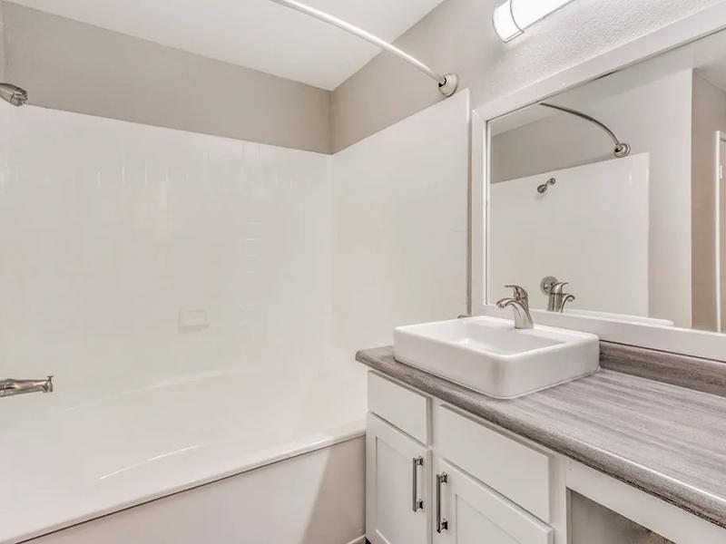 Bathroom | KD Place Apartments