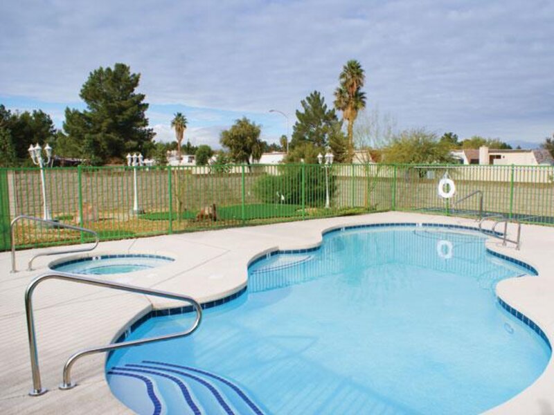Villas at Viking Road Apartments