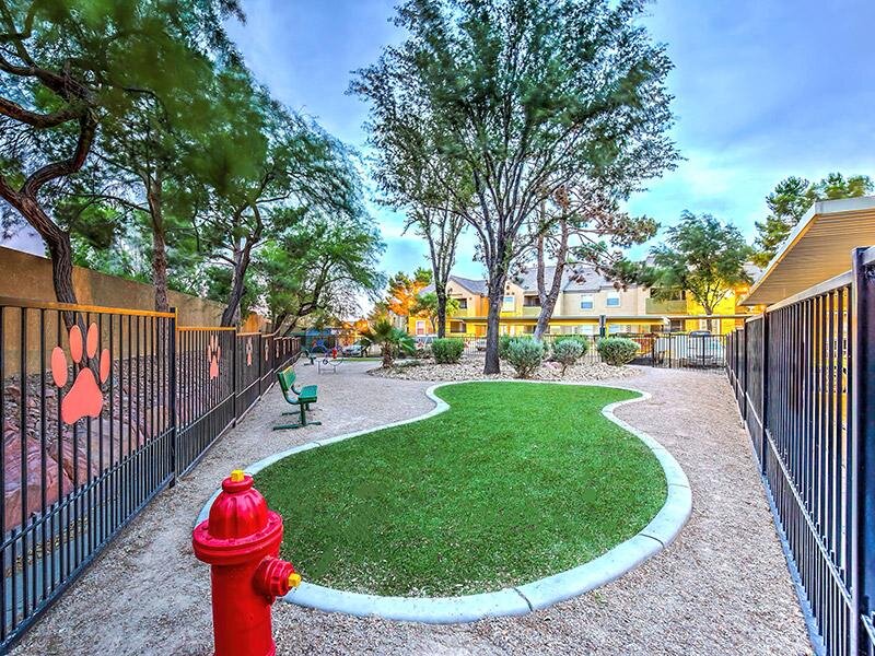 Villa Serena Apartments in Henderson