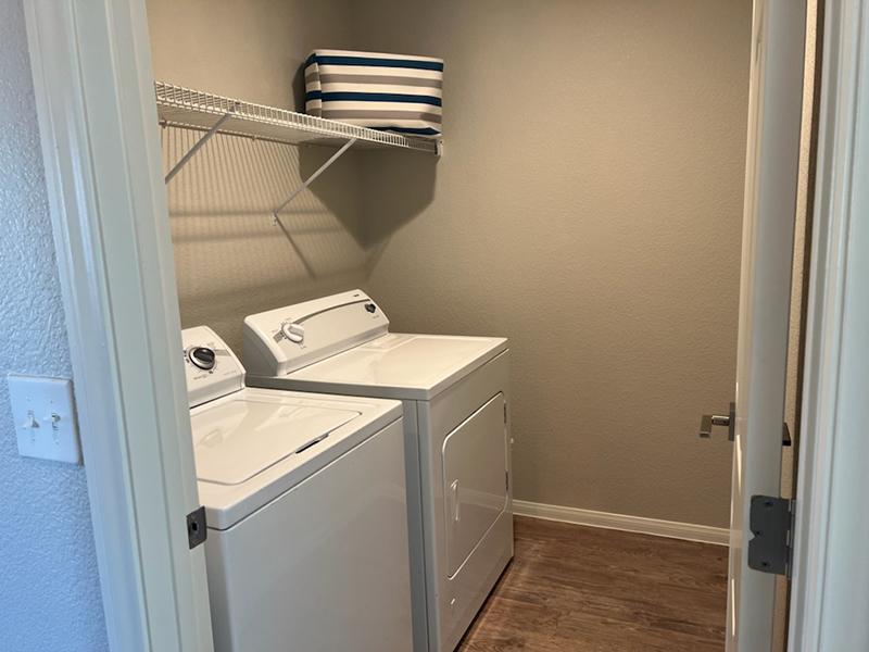 Washer & Dryer | Suncrest Townhomes