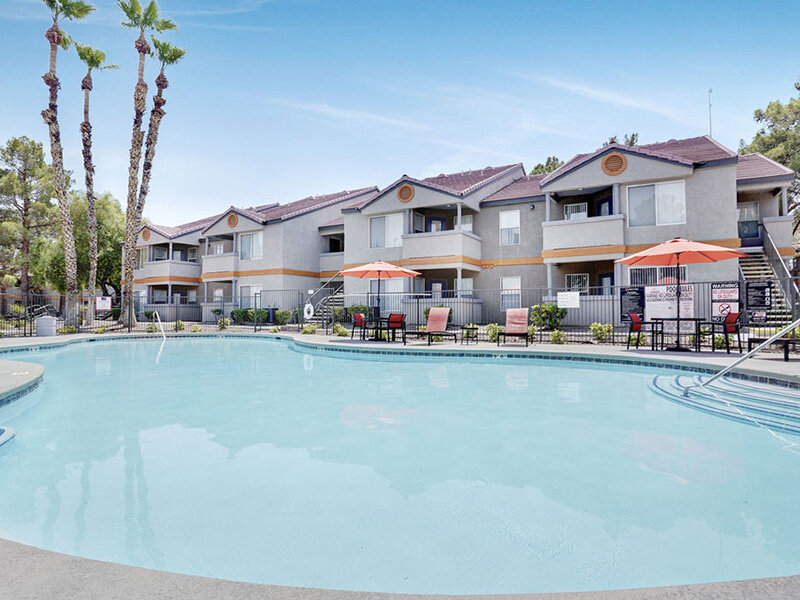 Apartment Outdoor Pool | 20 Fifty One Apartments