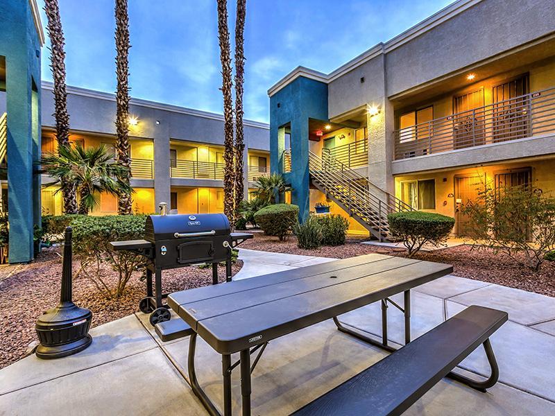 Grill Area | Boulder Palms Apartments in Las Vegas, Nevada