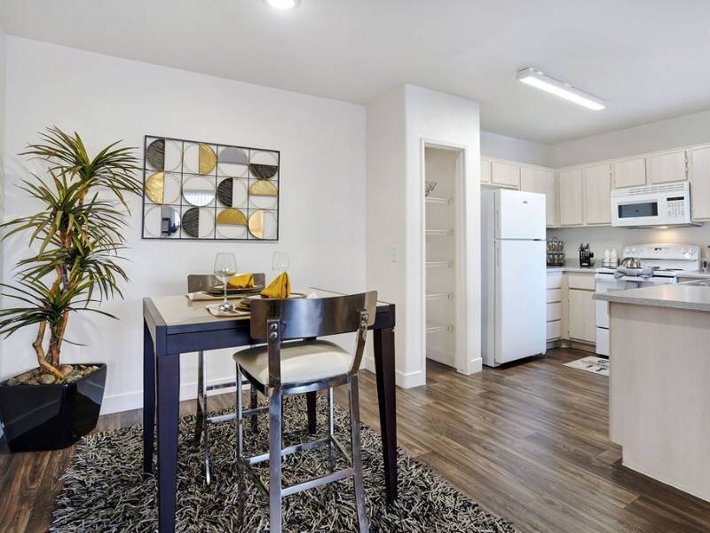 Dining Area | Avion at Sunrise Mountain Apartments