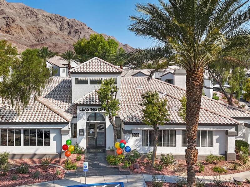 Clubhouse Exterior | Avion at Sunrise Mountain Apartments