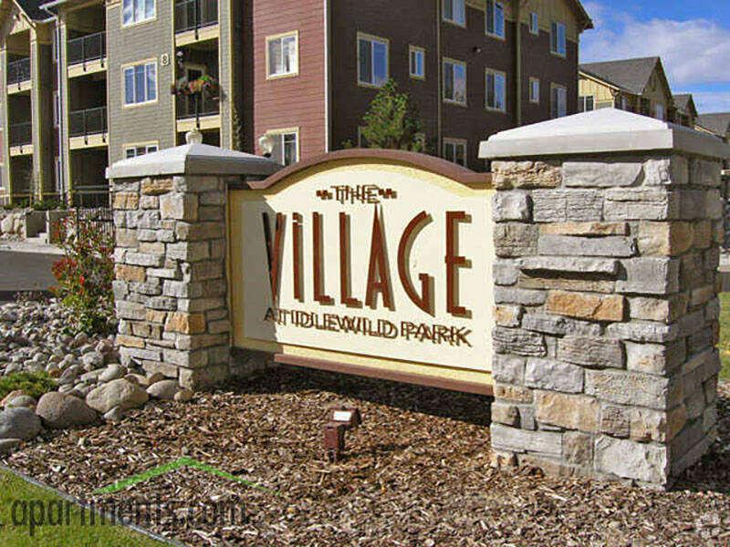 Apartment Building Sign | The Village at Idlewild Park