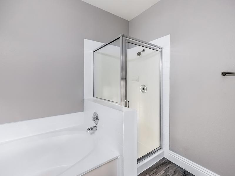 Bathroom | Parkway Townhomes