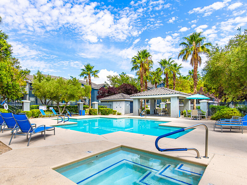 Pool and Hot Tub | Palms at Peccole Ranch Apartments in Las Vegas, NV