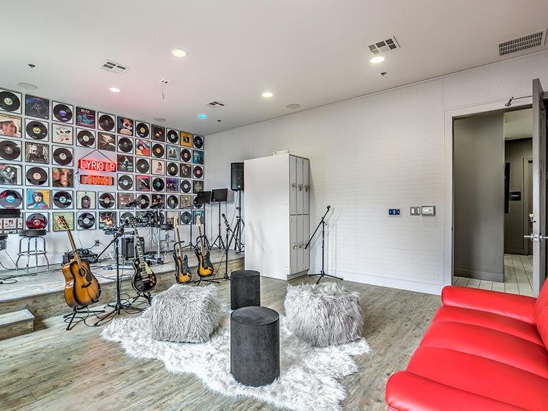 Apartments in Las Vegas with a Music Room