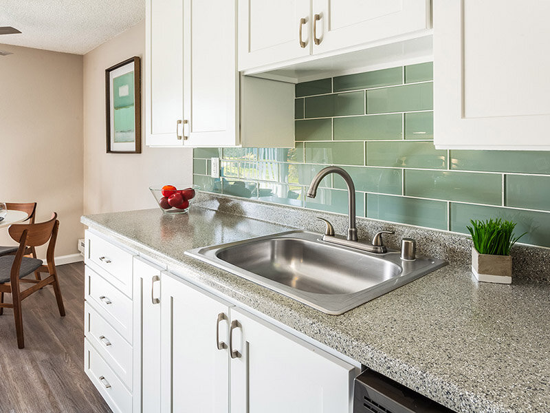 Beautiful Kitchen | Astoria Apartments in Fife, WA