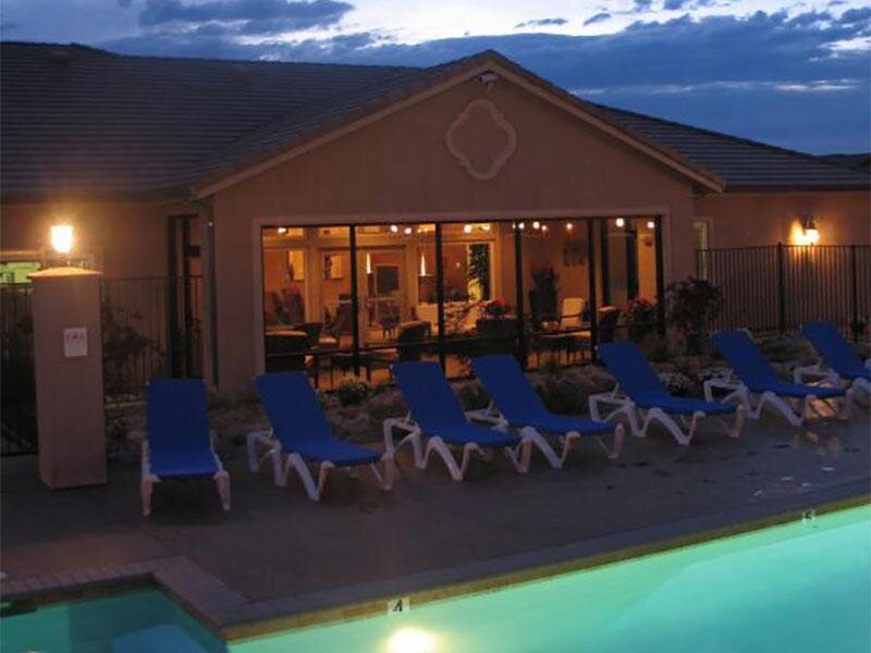 Pool Side | Horizons at South Meadows Apartments in Reno