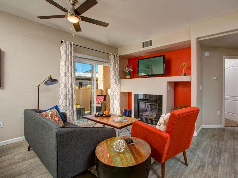 Living Room | Horizons at South Meadows A89521 Apartments