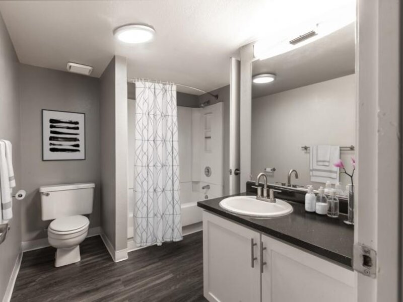 Bathroom | Bennington Apartments