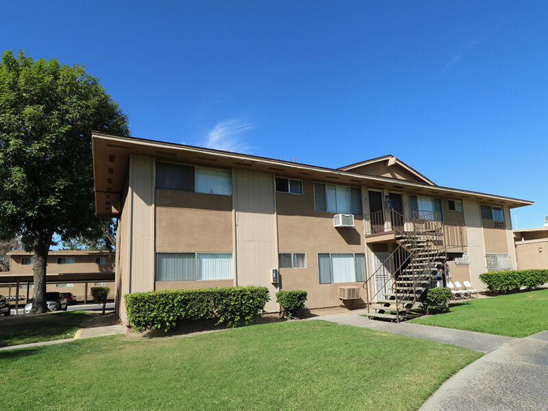 Building | Foothill Villas