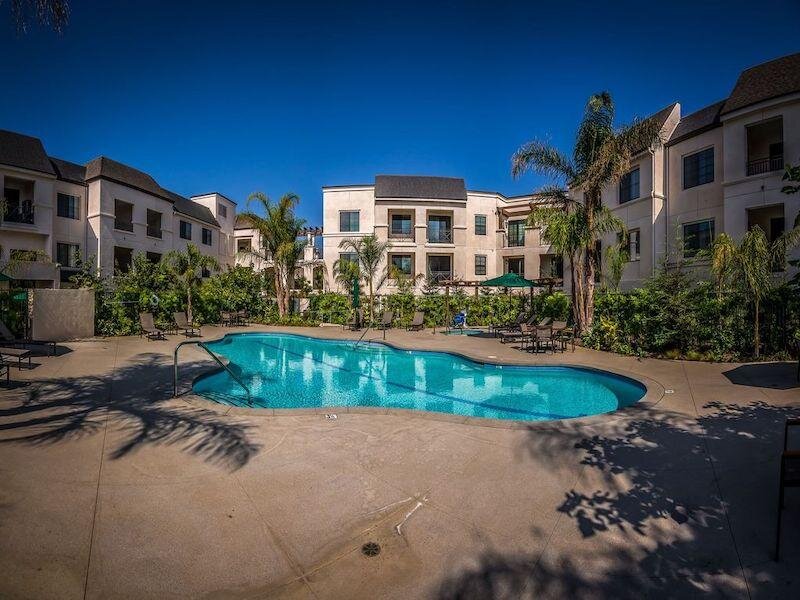 Pool | The Renaissance at City Center