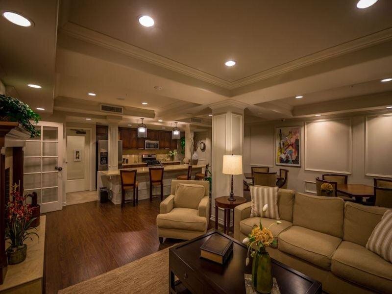 Clubhouse | The Renaissance at City Center