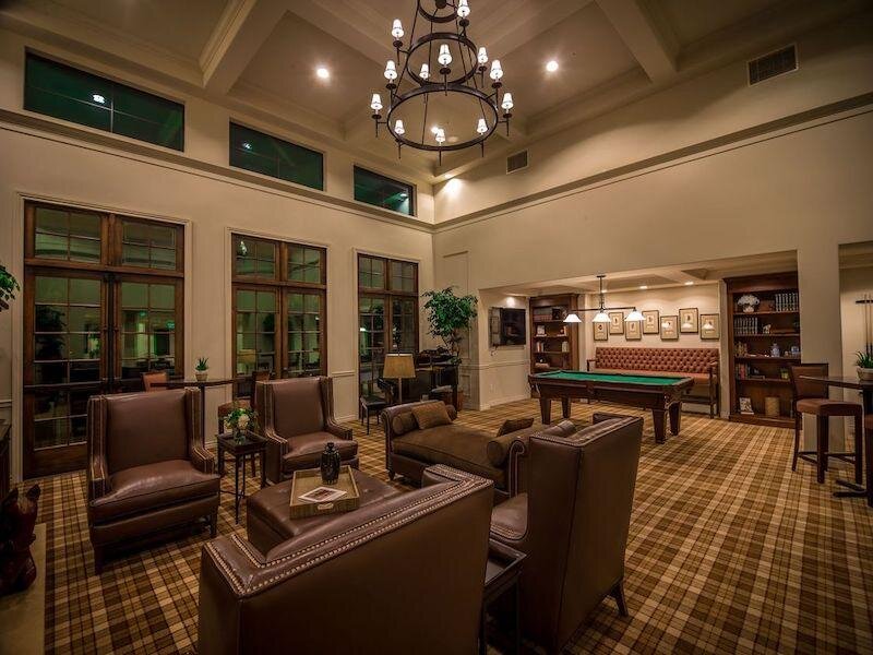 Clubhouse Lounge | The Renaissance at City Center