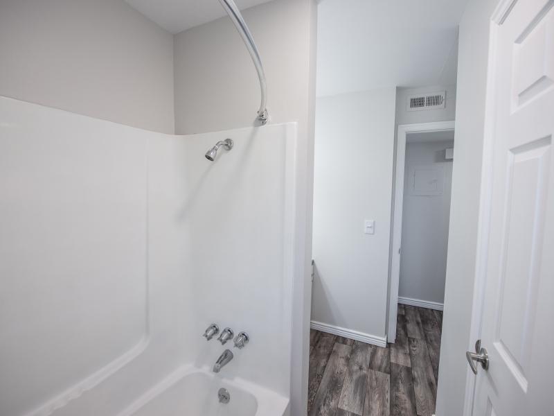 Bathroom Shower | Holladay on Ninth Salt Lake City Apartments