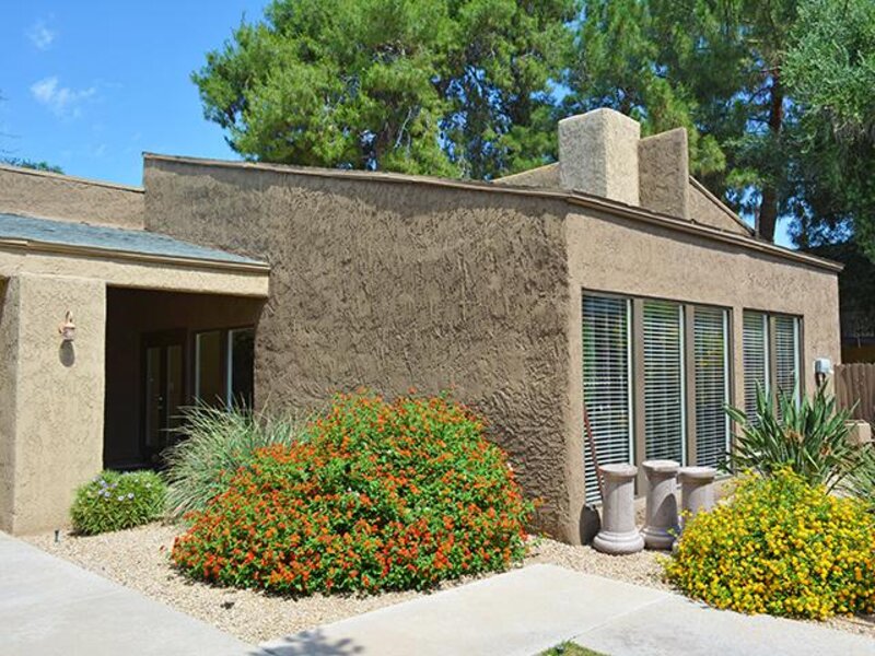 Exterior | Bella Solano Apartments Phoenix, AZ