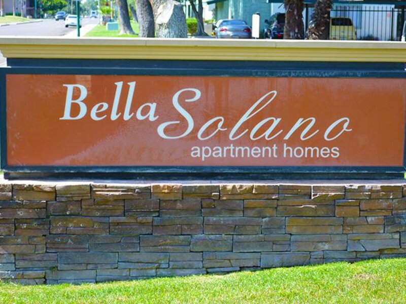 Bella Solano Apartments in Phoenix, AZ