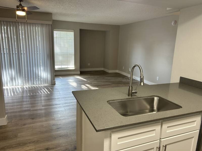 Kitchen Sink | Cobblestone