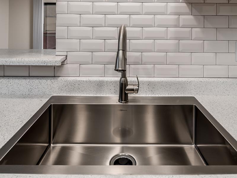 Kitchen Sink | Glenridge Apartments