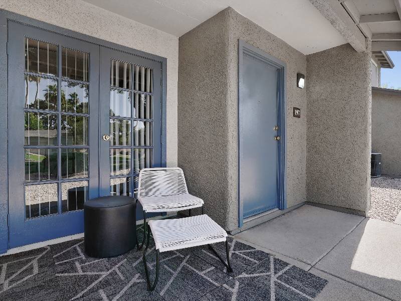Patio | Falcon Glen Apartments