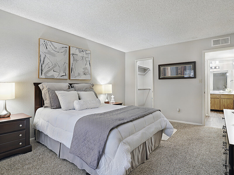 Large Bedroom | Garden Place