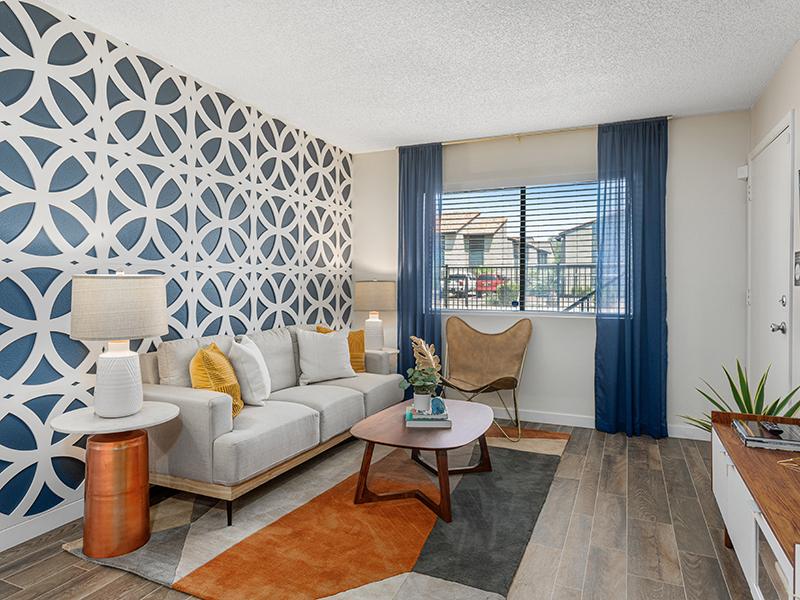 Front Room | Portola West McDowell Apartments in Phoenix, AZ