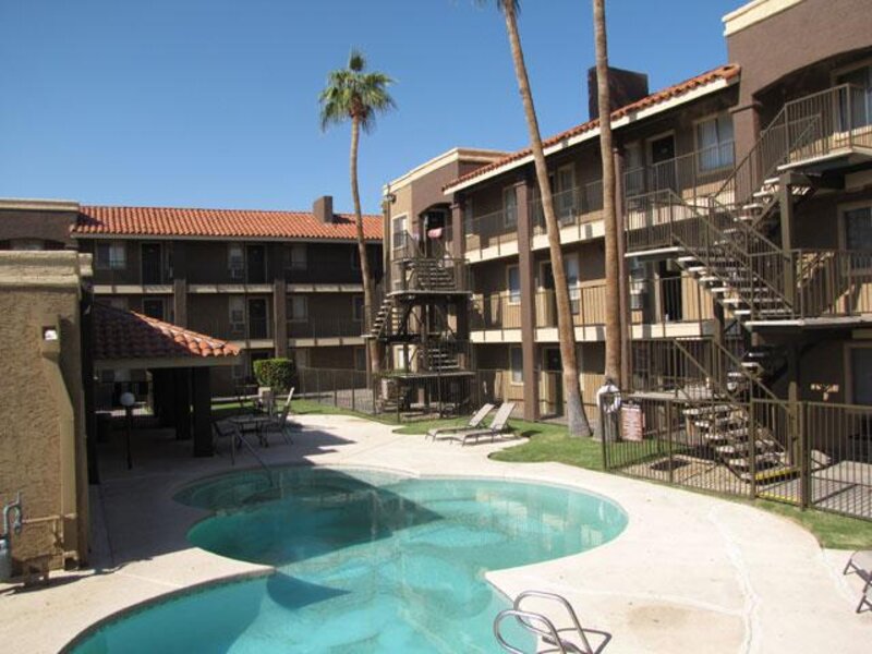 Apartments in Phoenix, AZ Tamarak Gardens