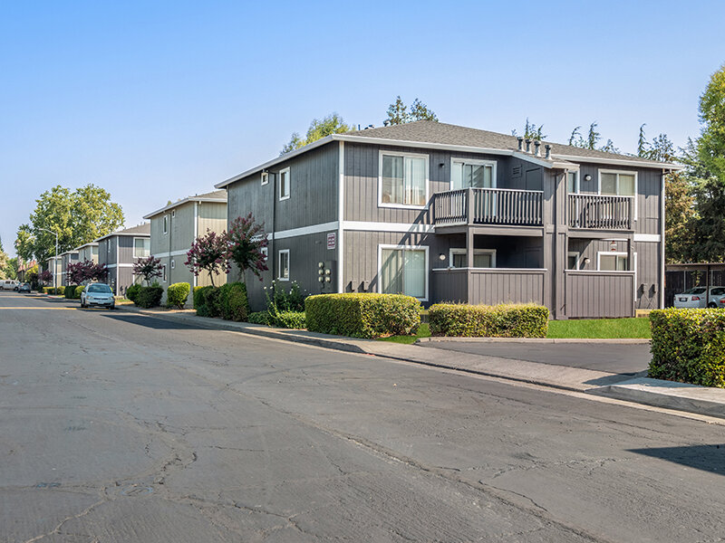 Apartment Exterior | Riverbank Apartments