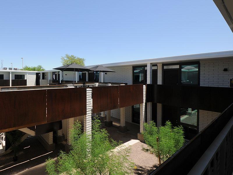 Arcos Phoenix Apartments in Phoenix, AZ