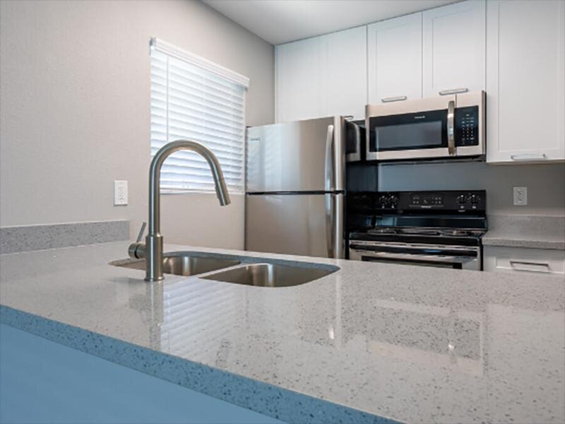 Renovated Kitchen | Plaza 550