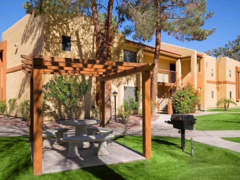 Pergola | Sun Wood Senior Apartments in Peoria, AZ