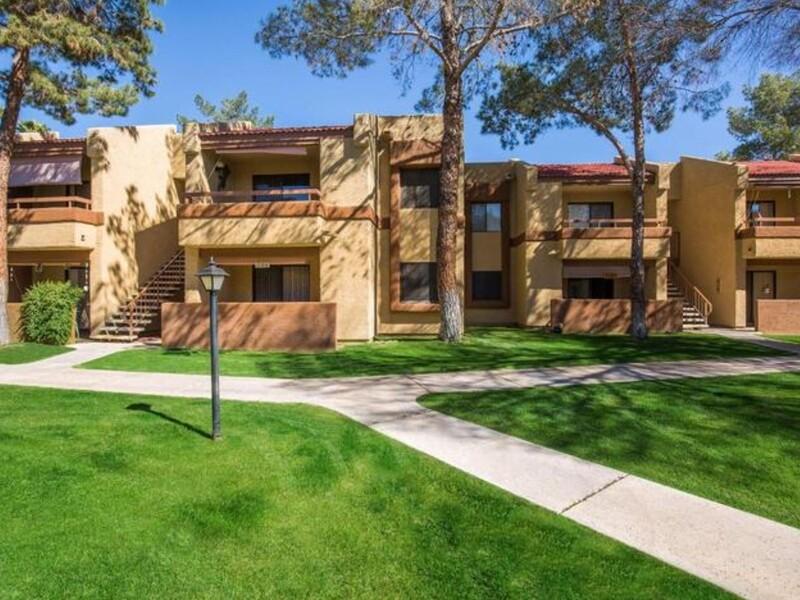 Exterior | Sun Wood Senior Apartments in Peoria, AZ