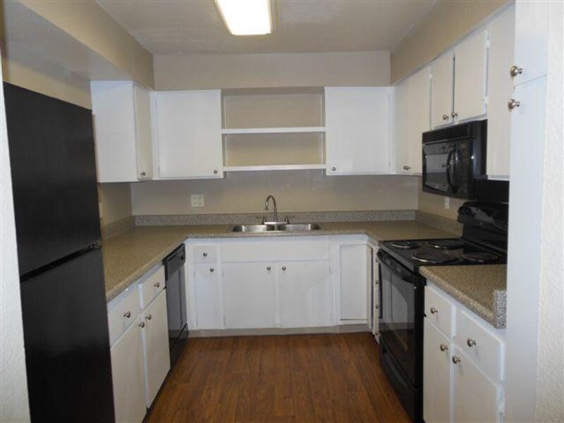 Barrington Regent Apts in Phoenix, AZ