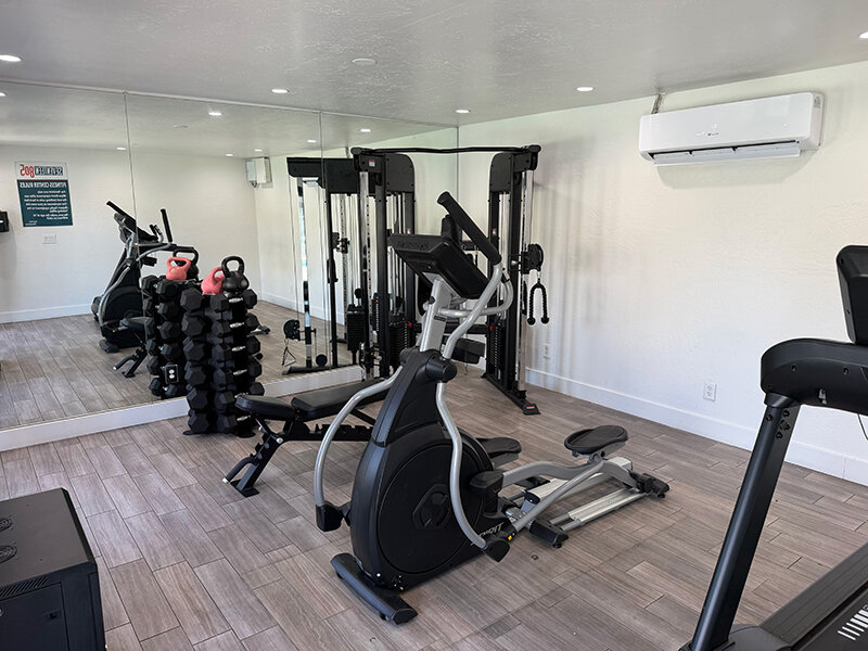Community Gym with Gym Equipment | Seventeen 805