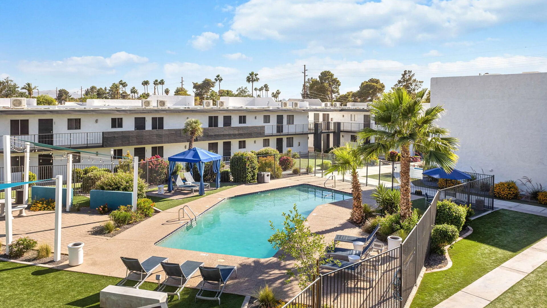 Avalon Apartments in Phoenix, AZ