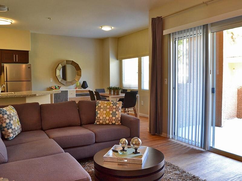 2150 Arizona Ave South Apts