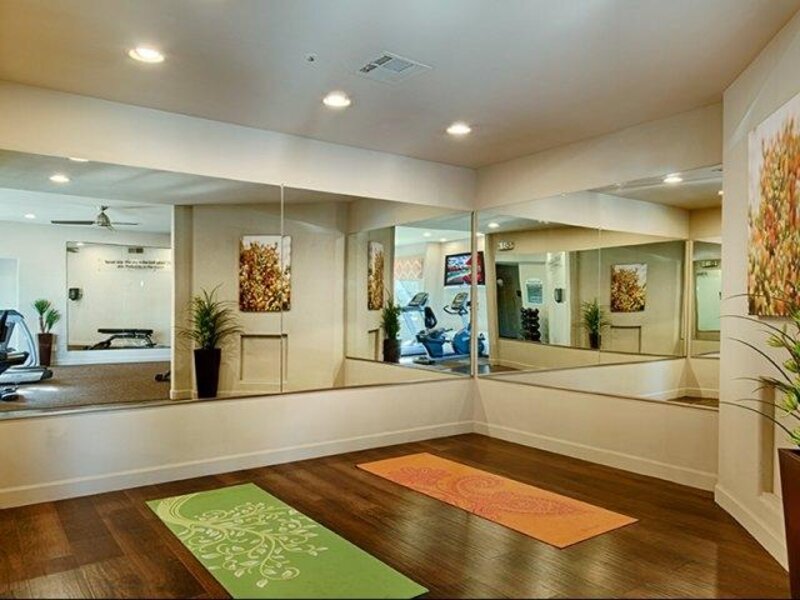 Exercise Room | Casa Santa Fe Apartments in Scottsdale, AZ