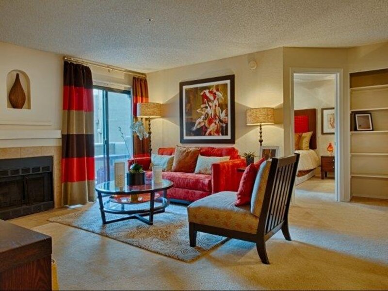 Living Room | Apartments in Scottsdale, AZ